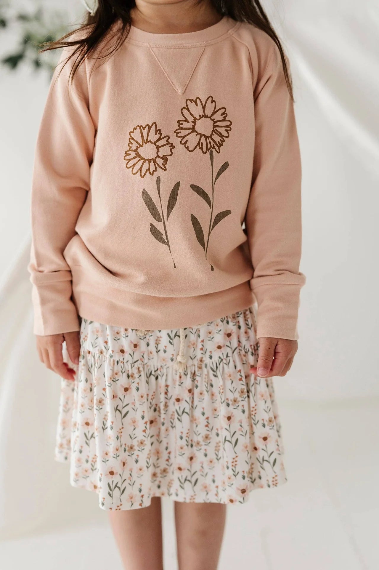 Raglan Sweatshirt – Hand Drawn Daisy