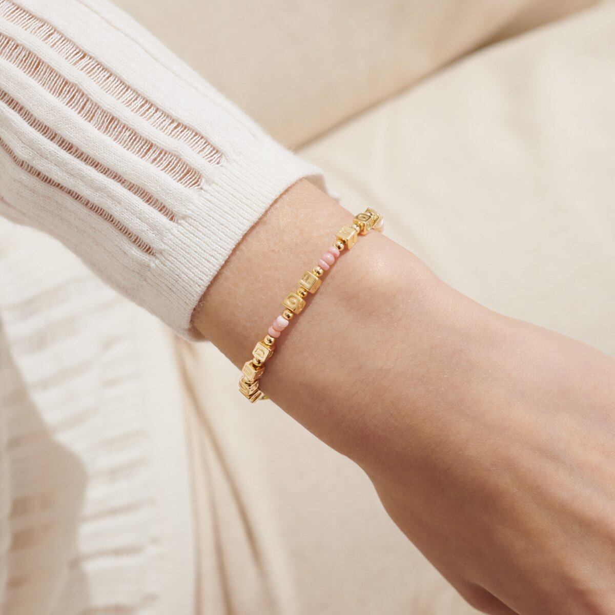 Happy Little Moments ‘Proud of You’ Bracelet Gold