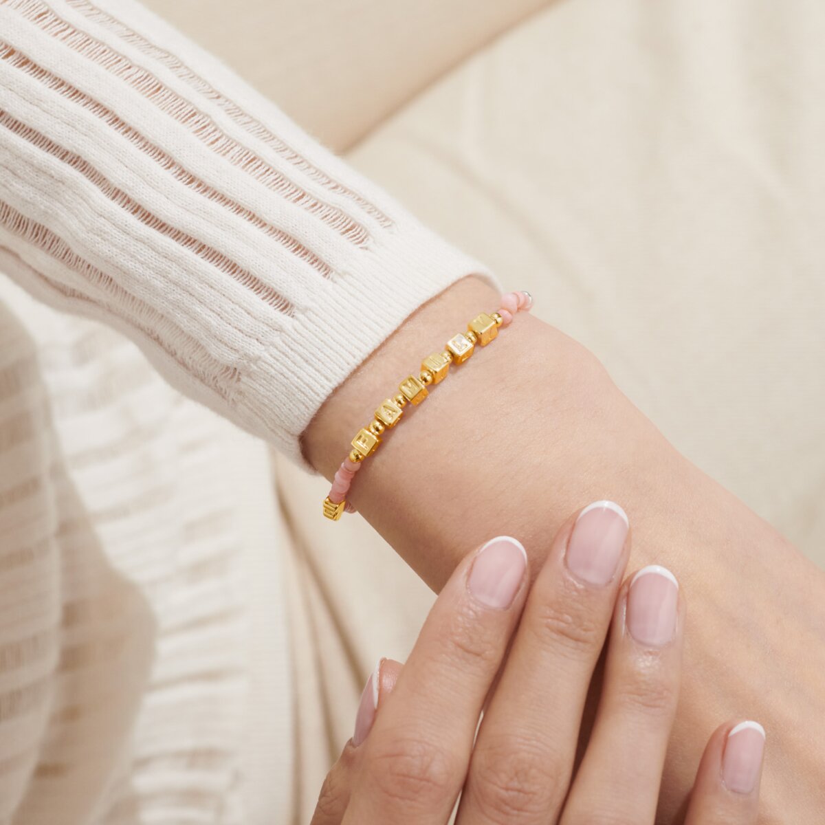 Happy Little Moments ‘Family’ Bracelet Gold